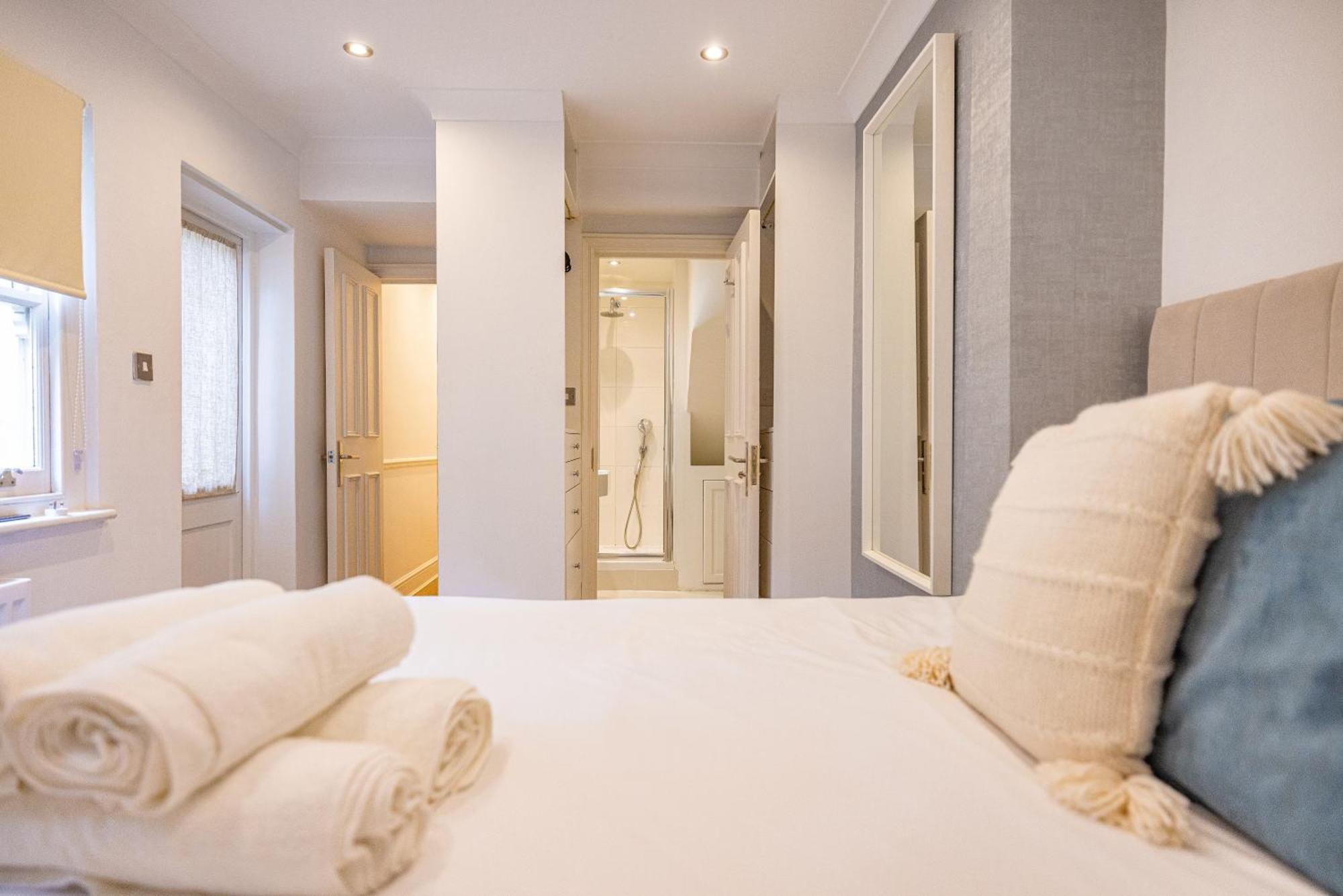 Gorgeous 3 B Edroom Home In Little Venice Londres Exterior foto